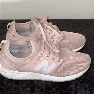 New Balance 247 Women’s